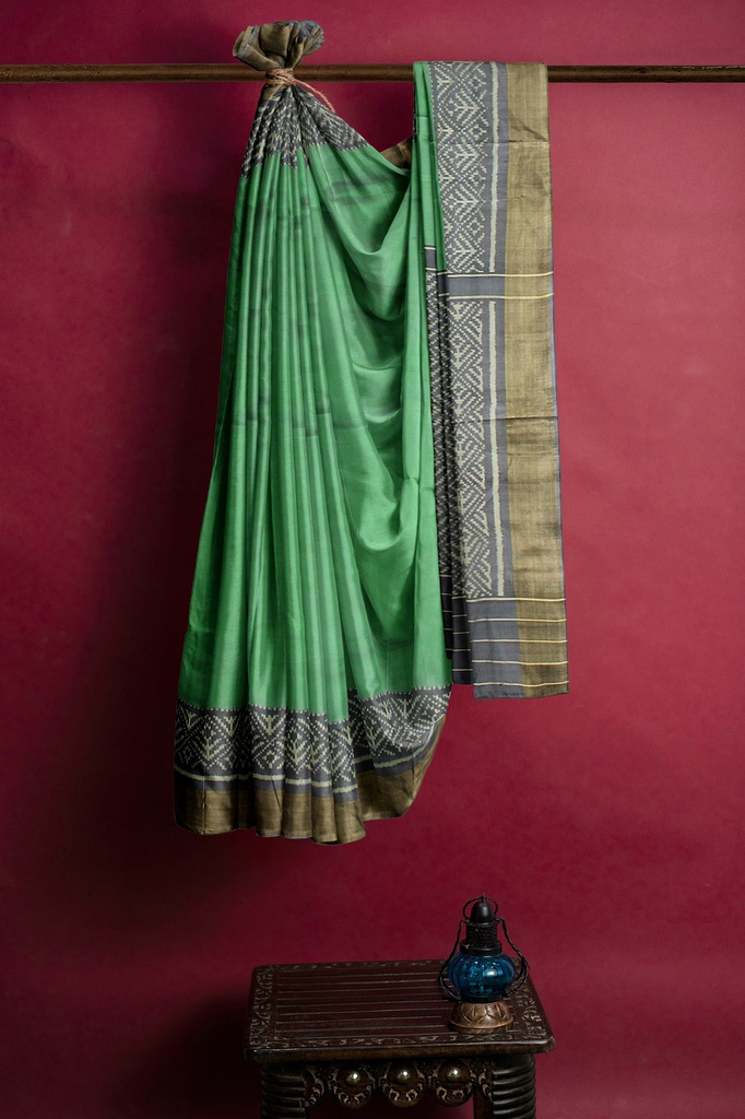 Handloom Single Ikat Silk Patola Saree