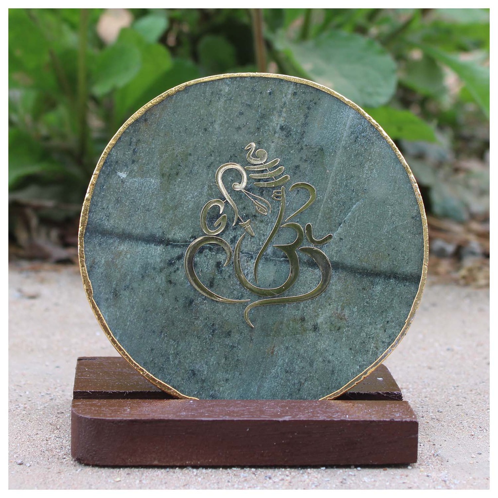 Handcrafted Agate Showpiece