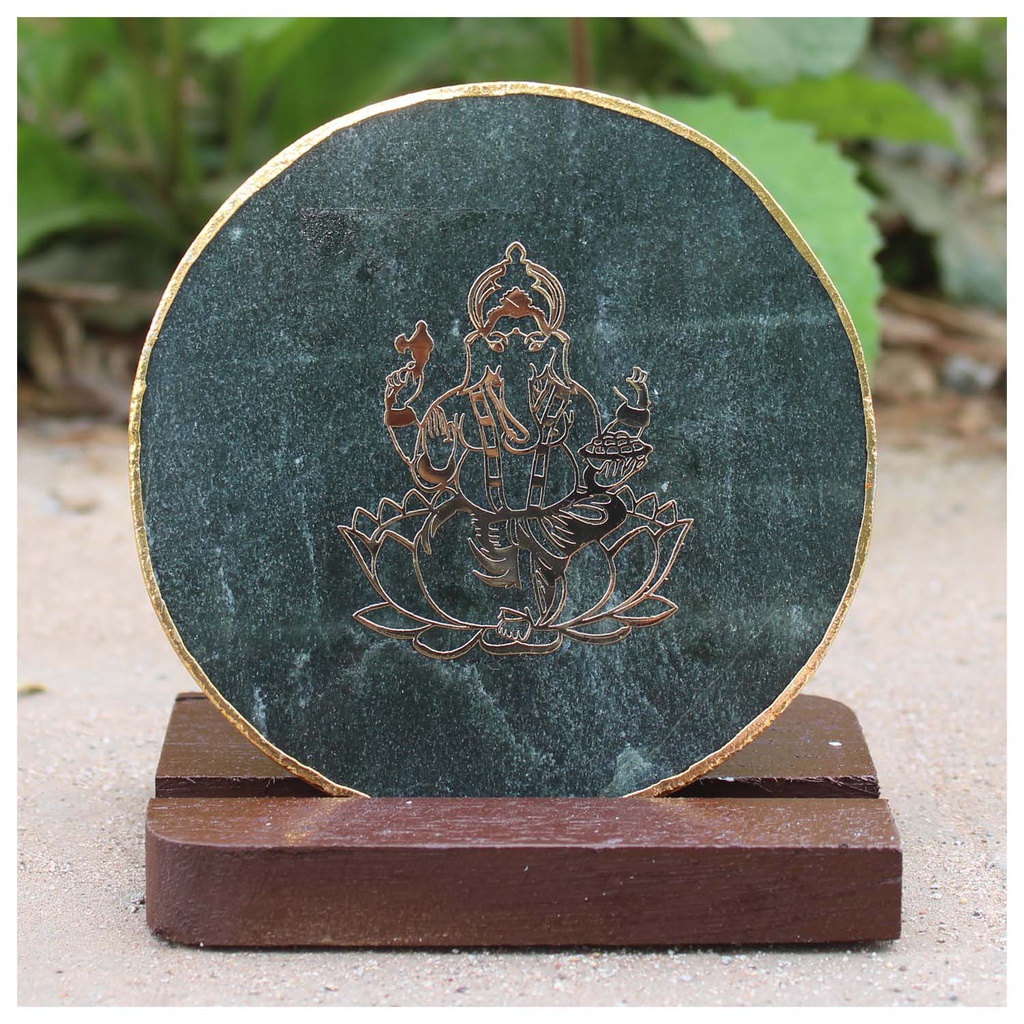Handcrafted Agate Showpiece
