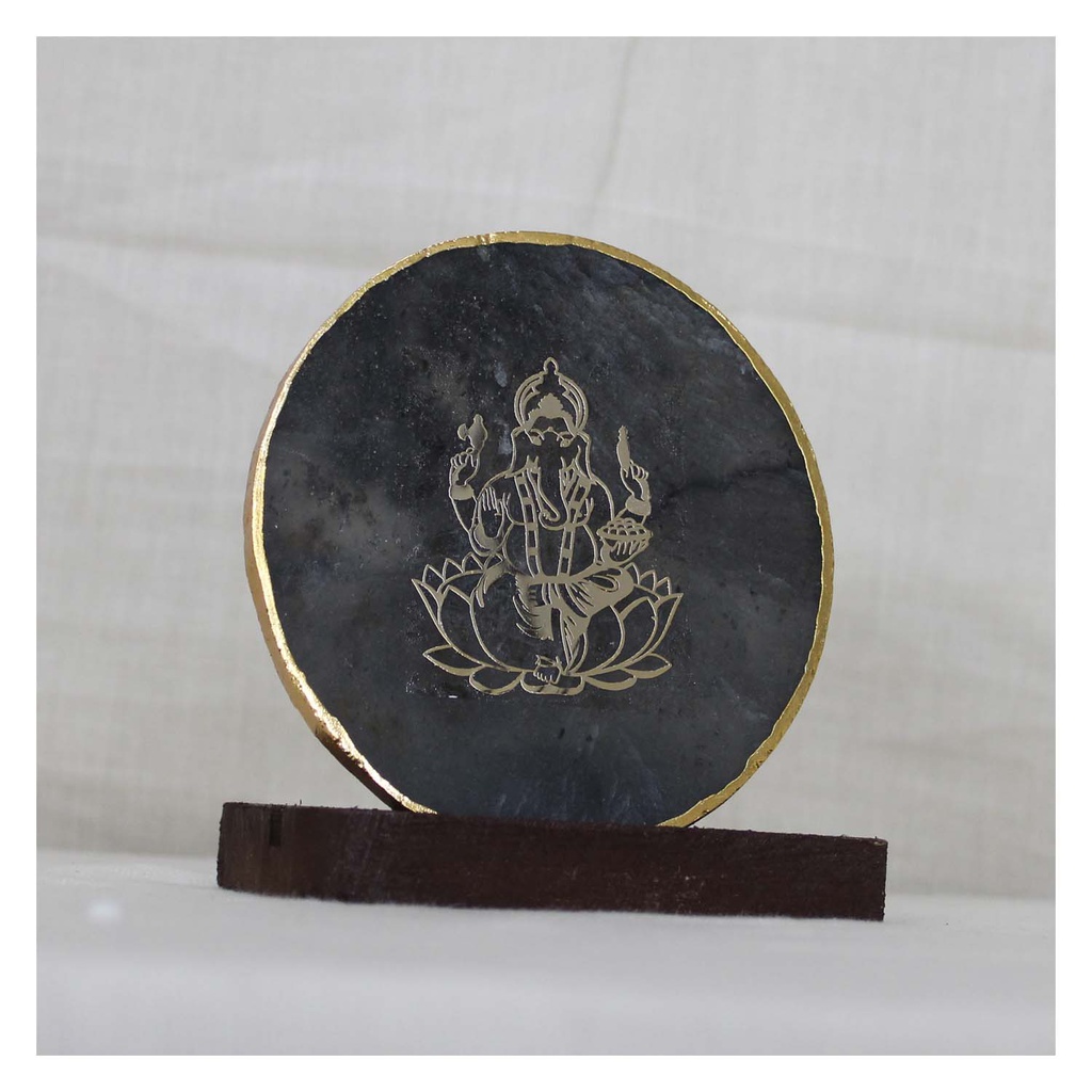 Handcrafted Agate Showpiece