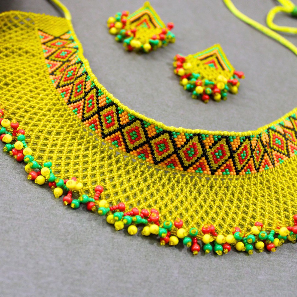 Handmade Beaded Choker Necklace Set