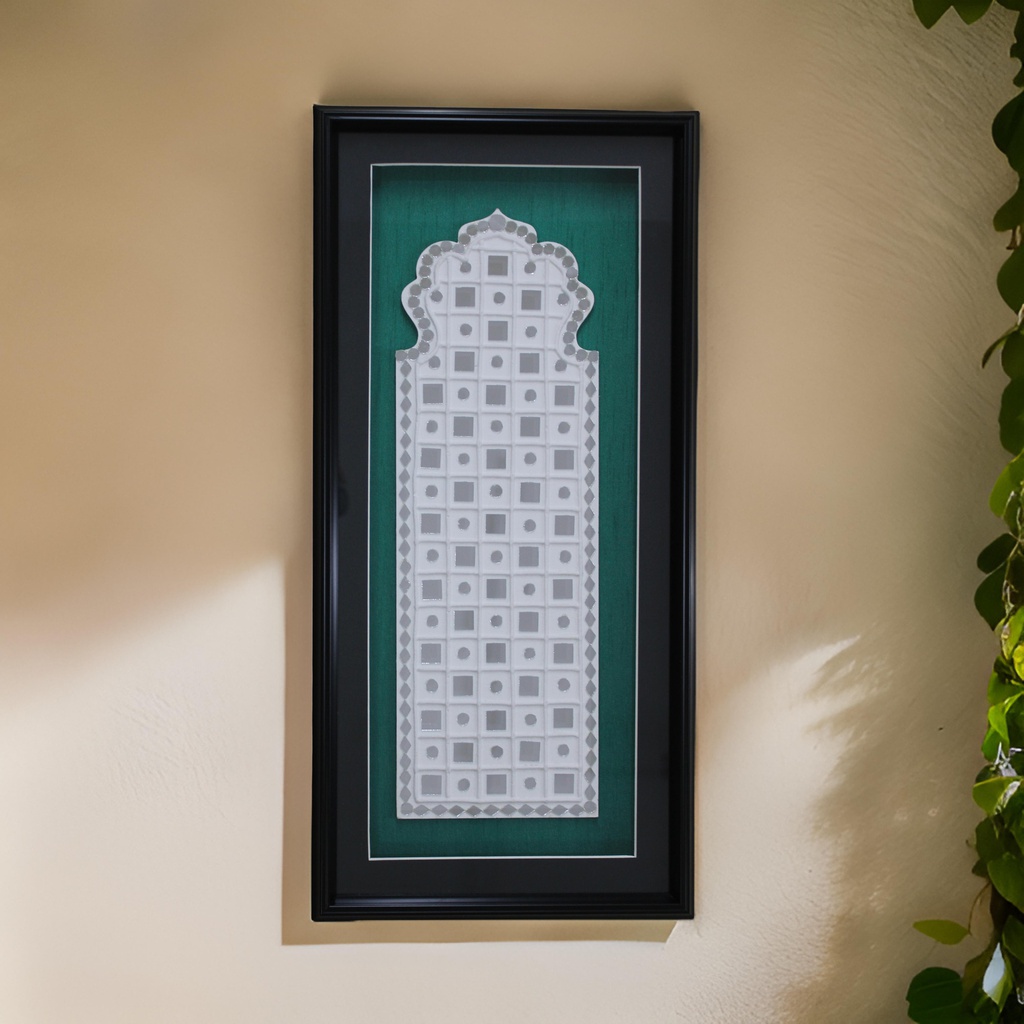 Handcrafted Mud &amp; Mirror Work Wall Hanging / Frame