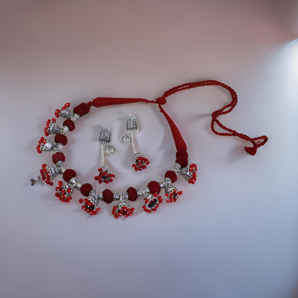 Handcrafted Threaded Silver Oxidized Necklace Set
