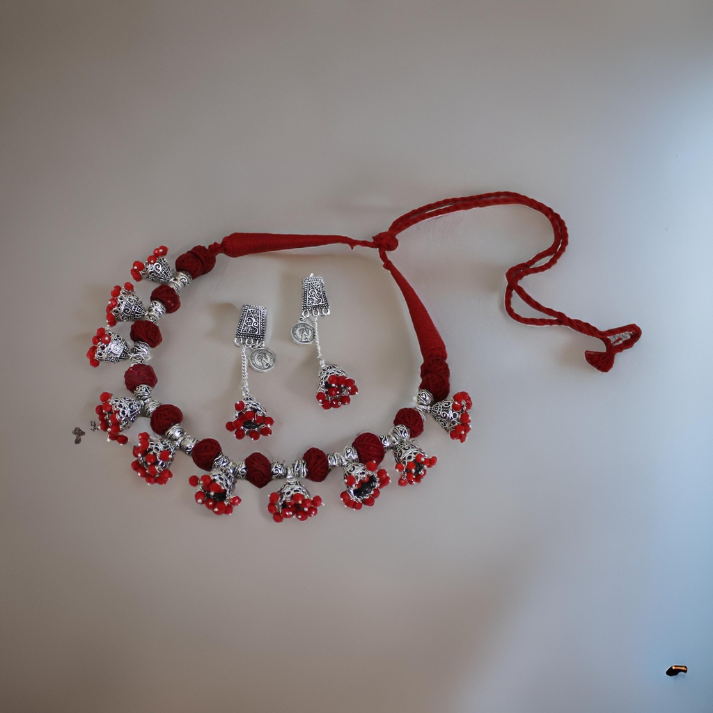 Handcrafted Threaded Silver Oxidized Necklace Set