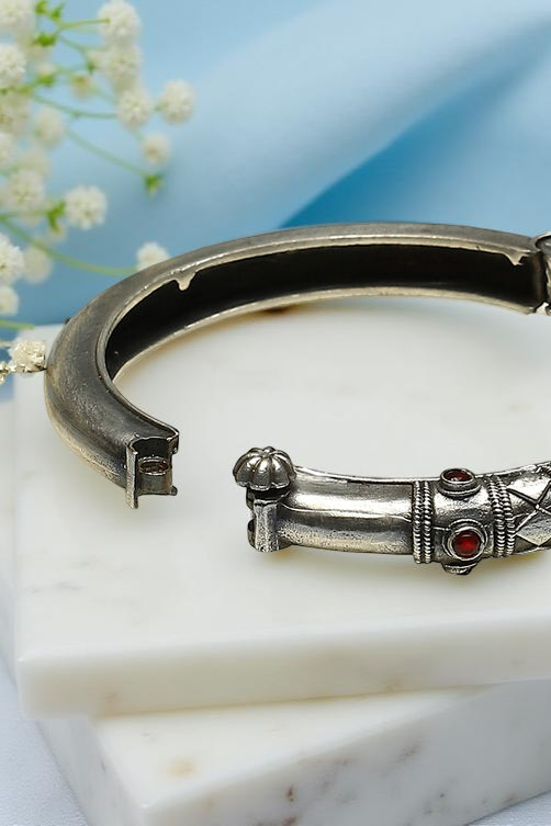 Handcrafted Oxidized Kada