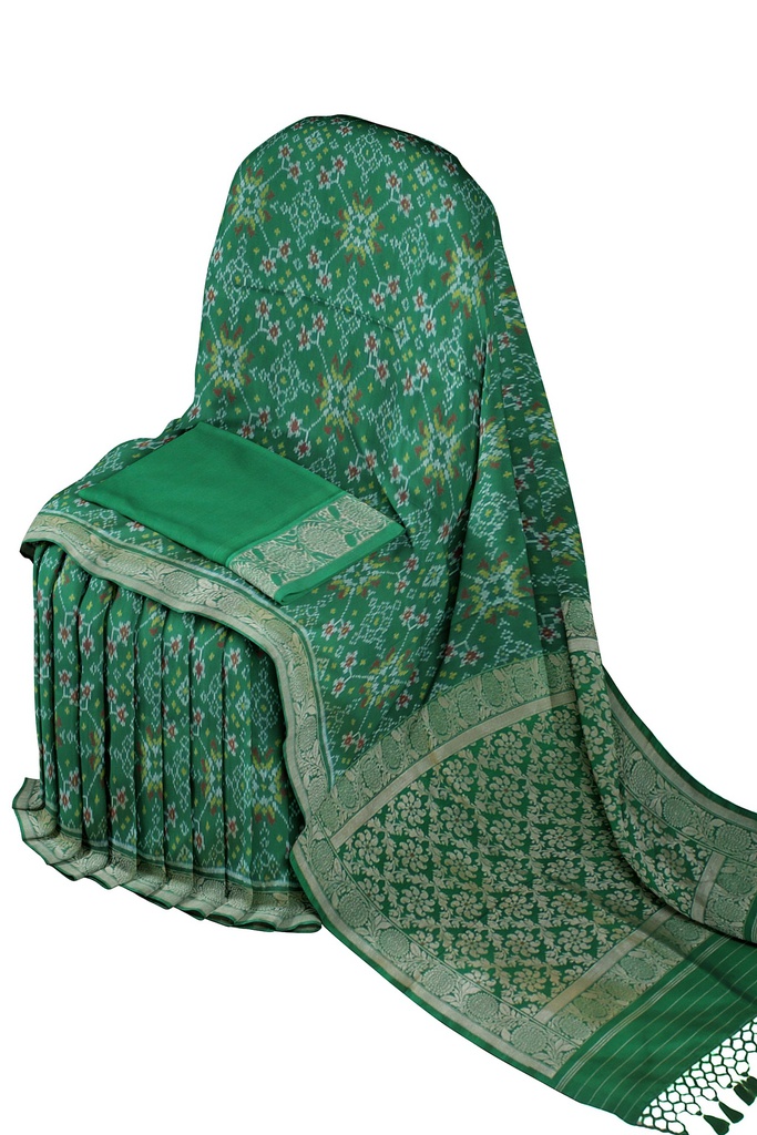 Handcrafted Ashavali Saree with Artistic Woven Design
