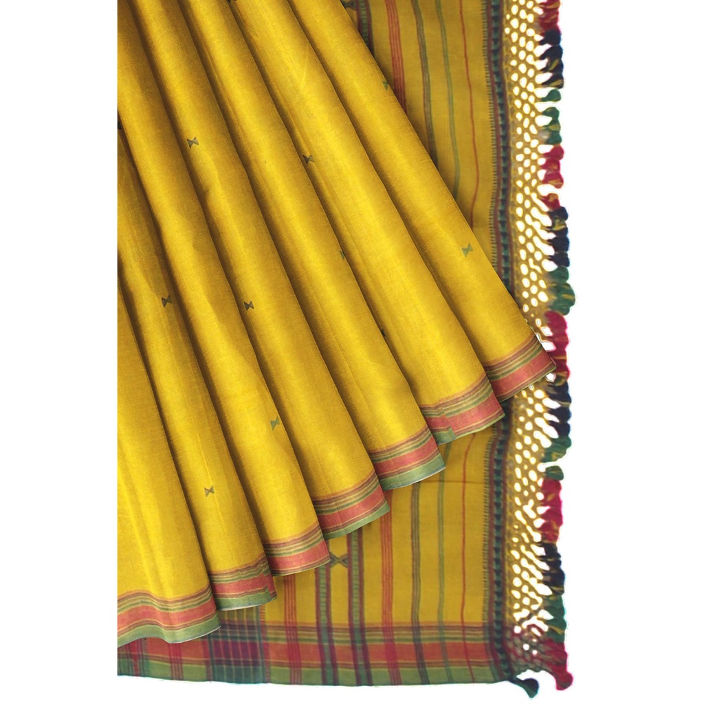 Handwoven Kala Cotton Bhujodi Saree
