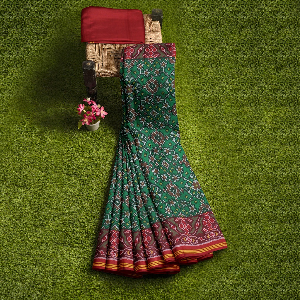 Hancrafted Semi Ikat Silk Patola Saree