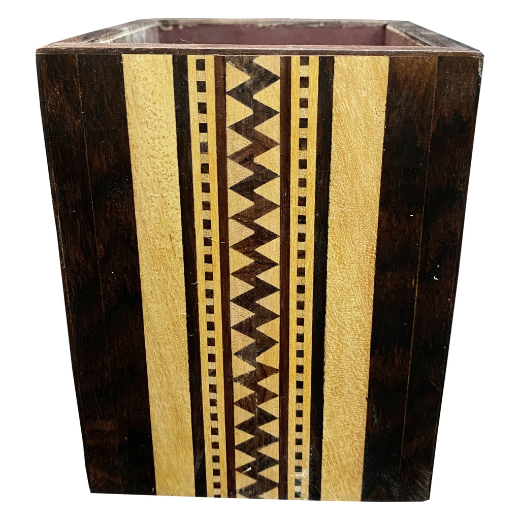 Handmade Sadeli Work Pen Stand