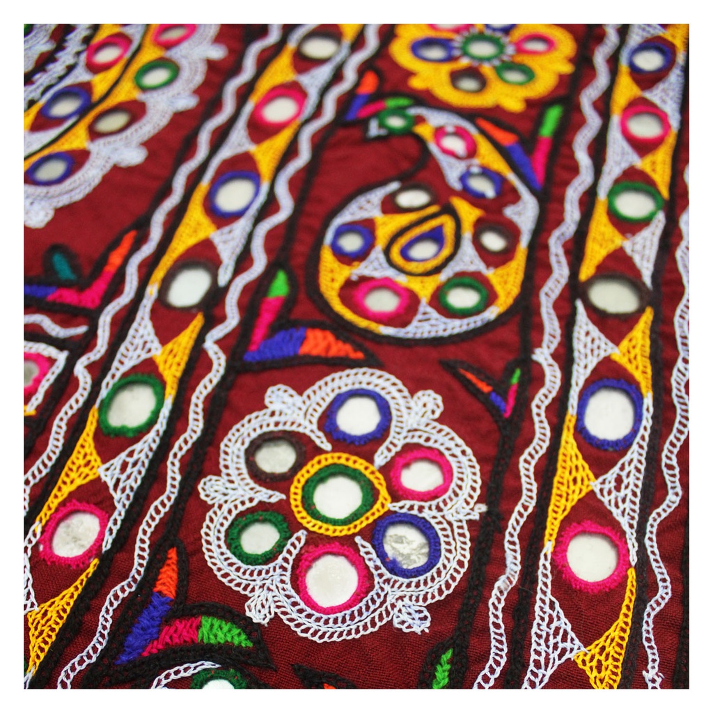 Multicolor Hand Embroidered Wall Hangings/Decor