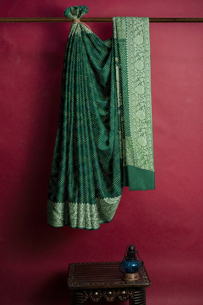 Green Georgette Banarasi Hand Dyed Bandhani Saree