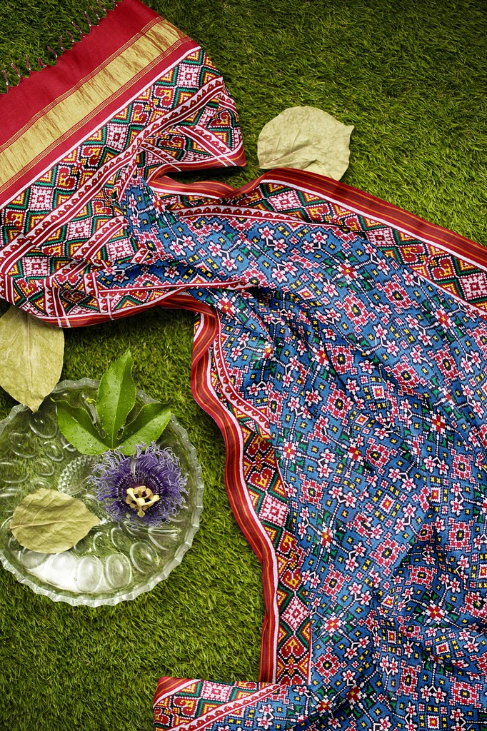 Handwoven Red and Peacock Blue Double Ikat Silk Patola Saree