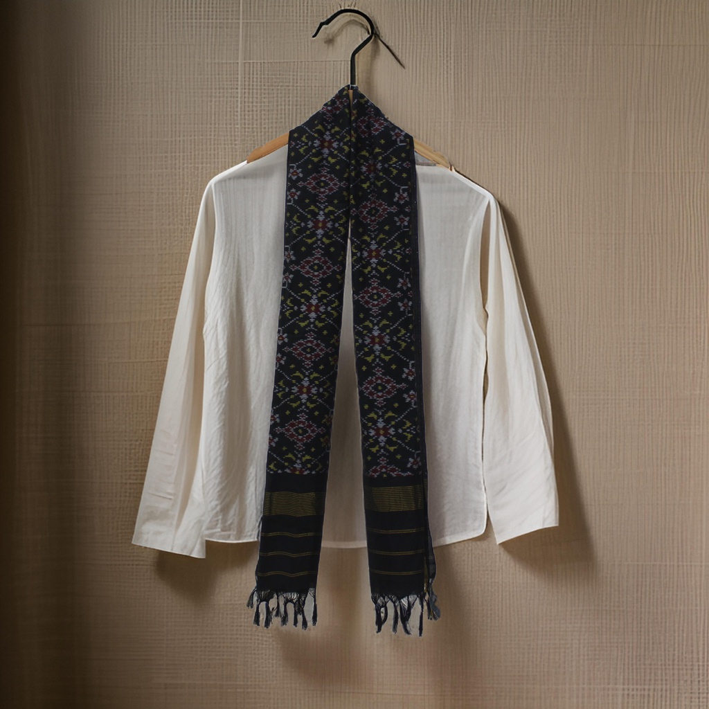 Handloom Single Ikat Patola Silk Stole