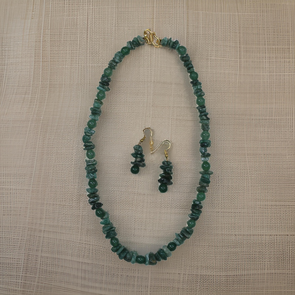 Handmade Semi Precious Stone Necklace Set