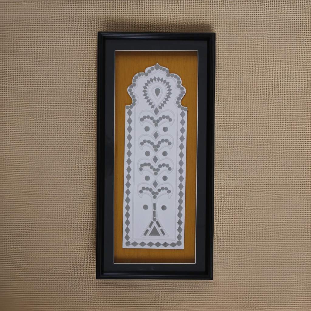 Handcrafted Mud &amp; Mirror Work Wall Hanging / Frame