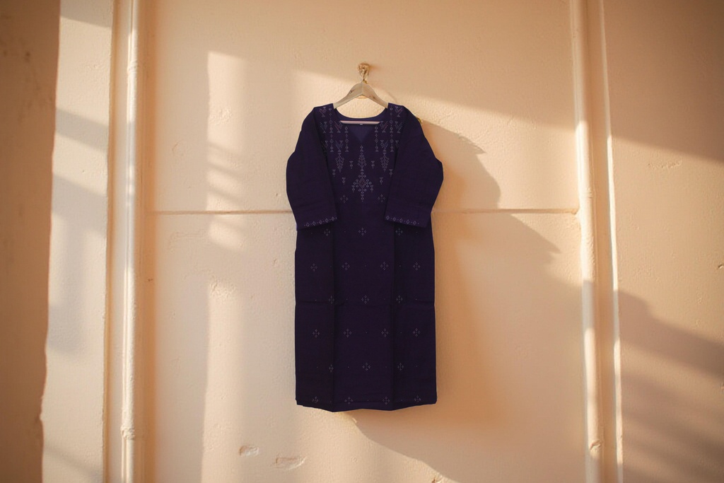 Handwoven Cotton Tangaliya Straight Kurti