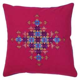 [GGCSCCC02] Magenta Hand Soof Embroidery Cotton Cushion Cover