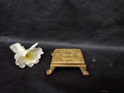 [GGCBDI08] Handcrafted Brass Pooja Chowki/Bajot (Small)