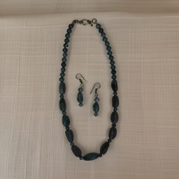 [GGCASNS02] Handmade Semi Precious Stone Necklace Set