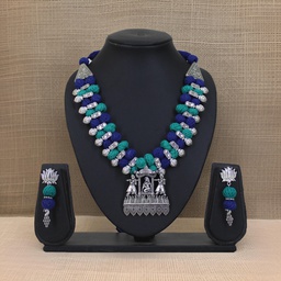 Handcrafted Threaded Silver Oxidized Necklace Set