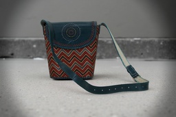 [GGCLBB18] Handcrafted Kutchi Leather Balti Sling Bag